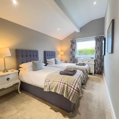 Ullswater View Luxury Home With 2 Ground Floor Bedrooms And Lake View Watermillock ภายนอก รูปภาพ